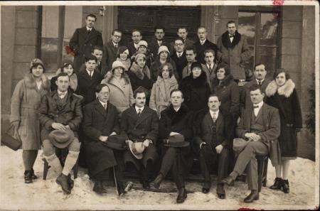 Učiteljski zbor osnovne šole Guštanj (med 19301940), fototeka KOK